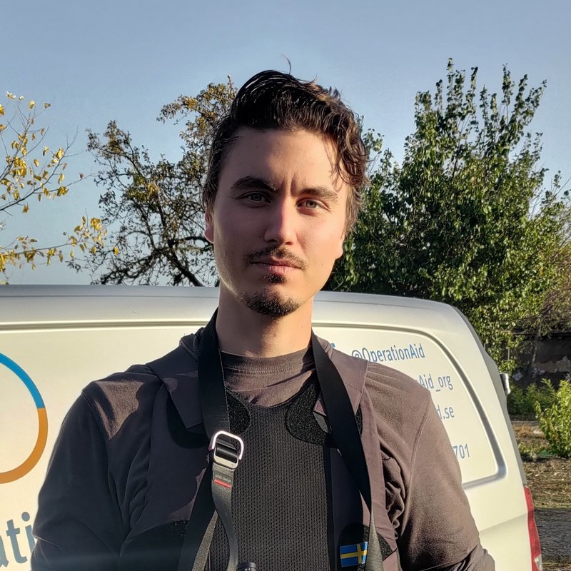 Adrian van den Broeck, Innehålls- och produktionsansvarig, OperationAid